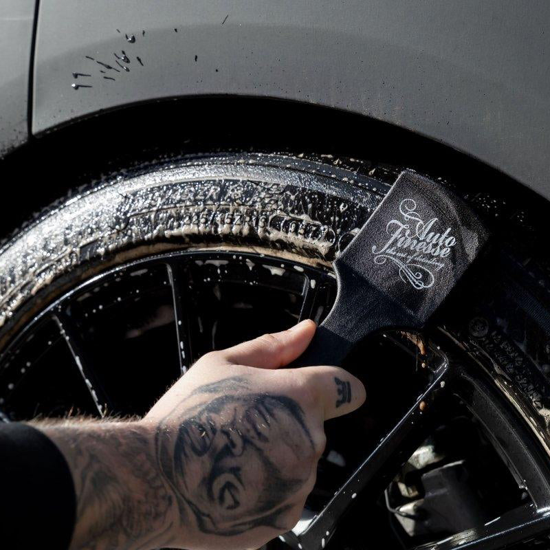 Auto Finesse TREAD - Reifenreiniger 0,5L