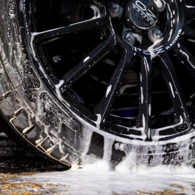 Auto Finesse TREAD - Reifenreiniger 0,5L